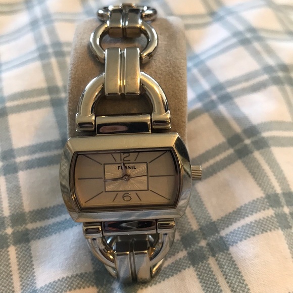 101% Genuine Fossil Women’s Watch - Picture 1 of 6